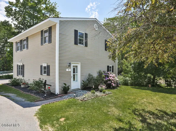 5 Tin Can Alley, Averill Park, NY 12018
