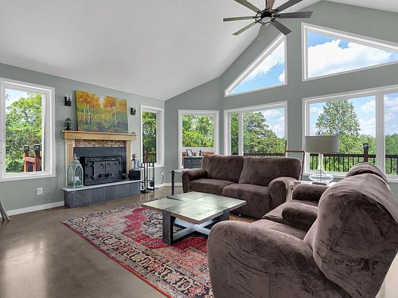 6th image of 232 Covenant Ln