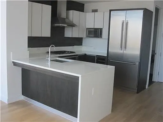 Rented by R New York | media 5