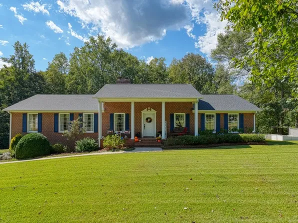 145 Anderson Dr, Roebuck, SC 29376