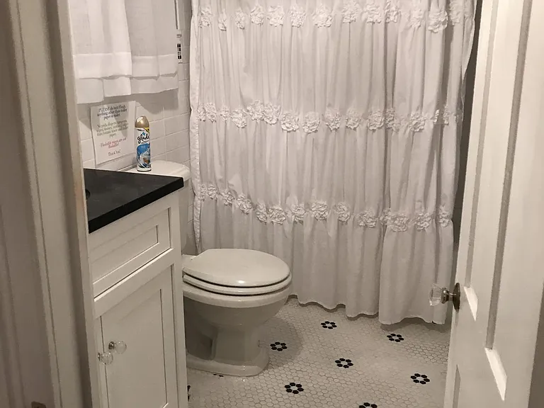 7 Webb Ave #2-W — Photo 20