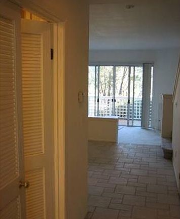 4th image of 24528 McBean Pkwy APT 26