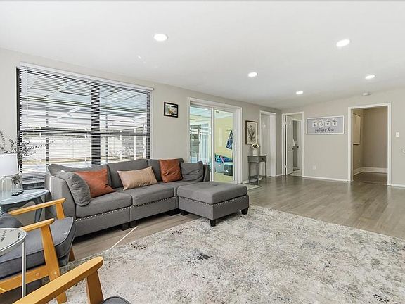 3rd image of 305 N Conrad Ave