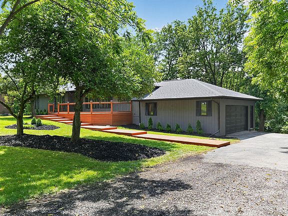 2nd image of 620 Pollock Rd