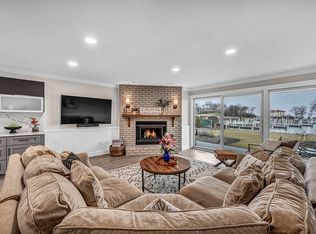 3132 N Marina View Dr, Port Clinton, OH 43452