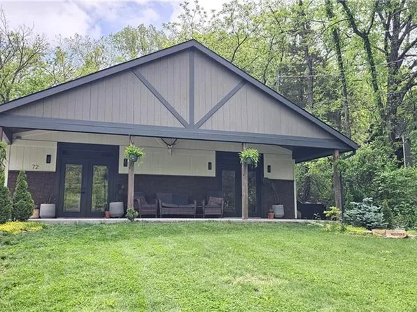 72 & 71 V St, Lees Summit, MO 64086