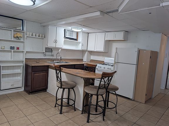 3rd image of 691 Ridge Rd #1A
