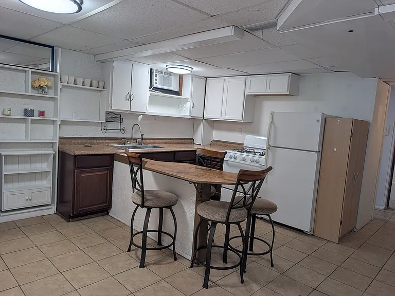 691 Ridge Rd #1A — Photo 3