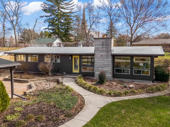 0S251 Winfield Rd, Winfield, IL 60190