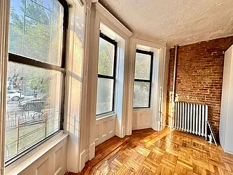 1054 Bergen Street, #A3