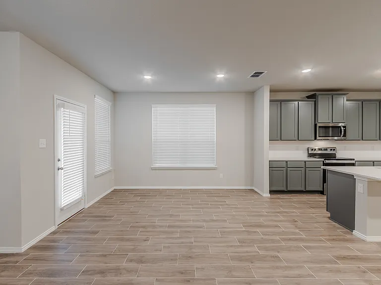 5948 Hopkins Dr — Photo 33