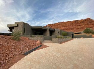2244 W Entrada Trail St, George, UT 84770