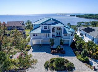 503 Seaview Dr, Tarpon Springs, FL 34689