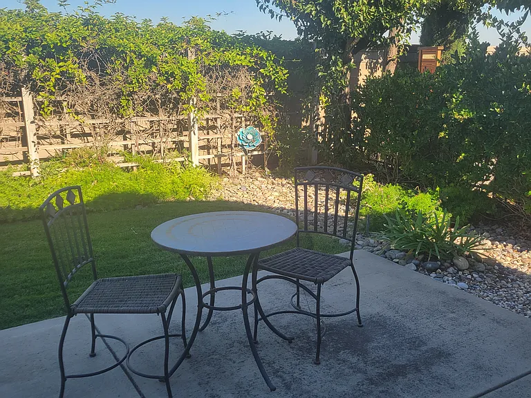 1008 Diamante Dr — Photo 15