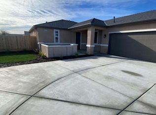 3837 W Rialto Ave, Visalia, CA 93277