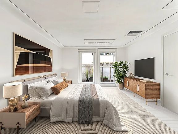 5th image of 55 Wall St APT 900