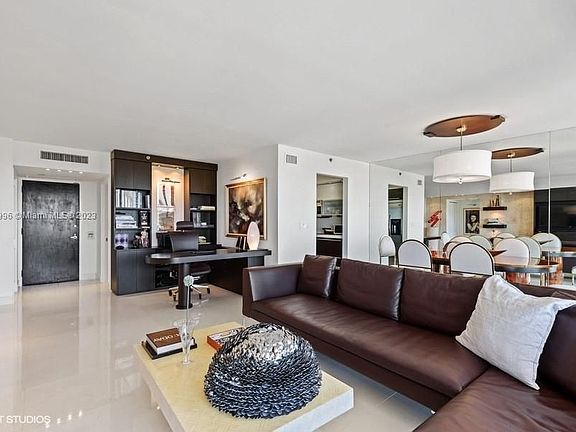 4th image of 19707 Turnberry Way APT 21C