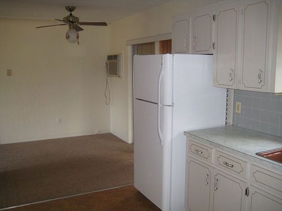4th image of 4460 12th Ave N