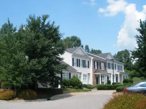 6909 Lynn Townes Ct, Raleigh, NC 27613