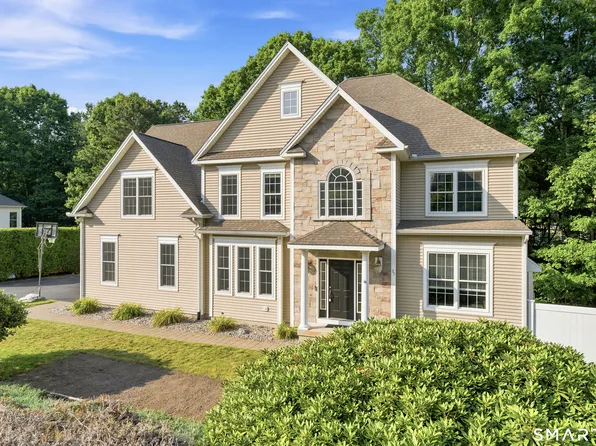 29 Chilstone Lane, Manchester, CT 06040