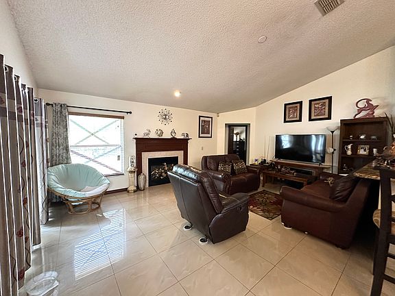 4th image of 12444 Braxted Dr