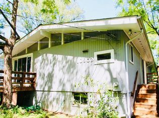 10902 Raleigh Ave, Garrett Park, MD 20896