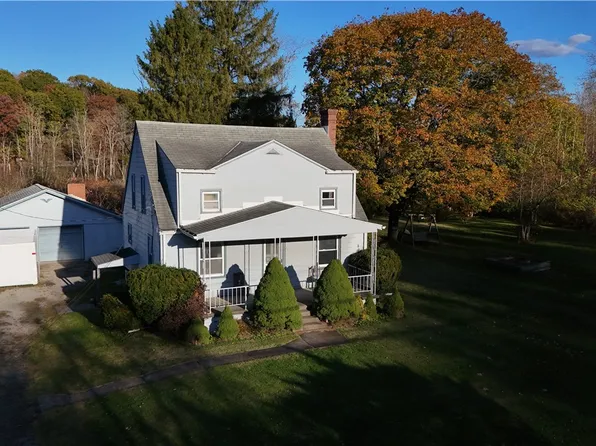 327 Muddy Creek Dr, Butler, PA 16001