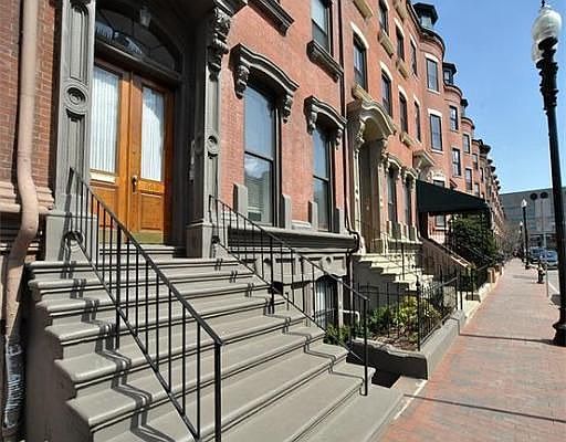 3rd image of 662 Massachusetts Ave APT 7
