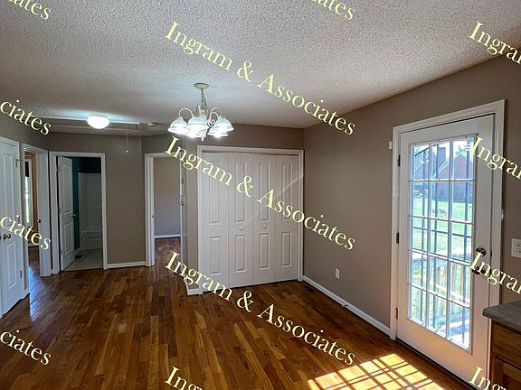 5th image of 502 Appomattox St