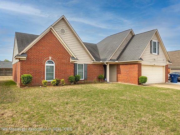 3rd image of 2393 Lasonya Ln