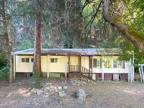 530 S 1st St, Dunsmuir, CA 96025