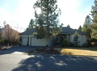 2987 NW Fairway Heights Dr, Bend, OR 97703