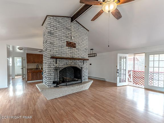 2nd image of 484 Mallard Ln