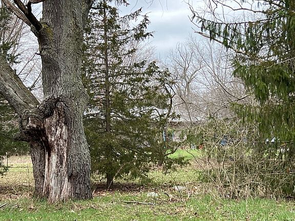 5th image of 10270 Cedar Lake Rd