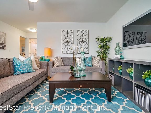 4th image of 435 W 11th St #7811583