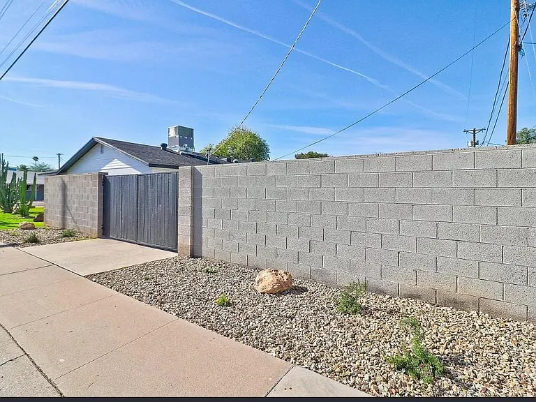 8144 E Fairmount Ave — Photo 38