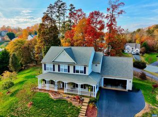 1126 Foxvale Ln, Charlottesville, VA 22902