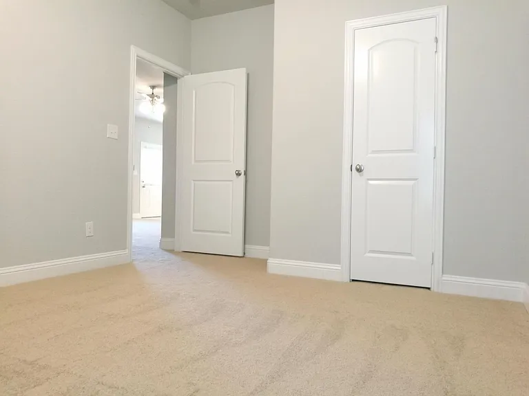 2816 Winchester Ave — Photo 18