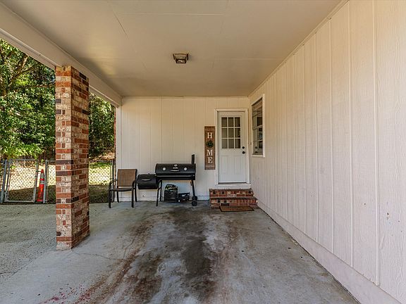 5th image of 3031 Silverwood Dr