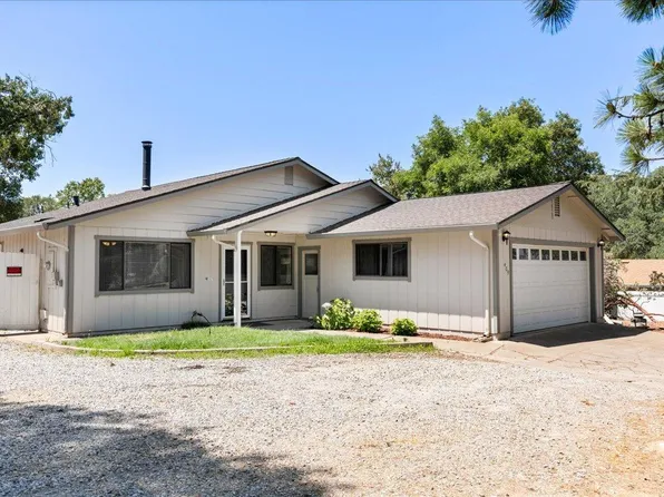 409 Sunlight Dr, Diamond Springs, CA 95619