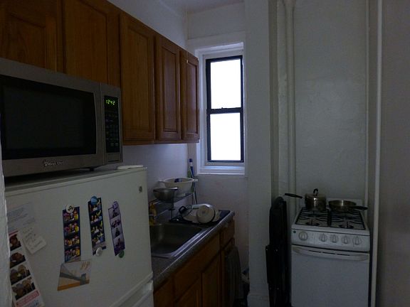 4th image of 746 St Nicholas Ave APT 46