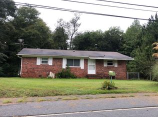 290 Leaman Ave, Whitmire, SC 29178