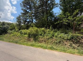 643 Crabapple Ln, Dalton, GA 30721