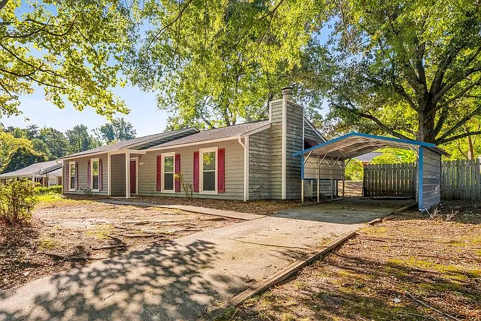 3 bed, 2.0 bath, 1500 sqft, $1,750 — Photo 3