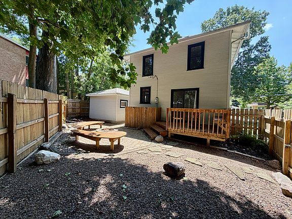 3rd image of 1201 Granger Ave