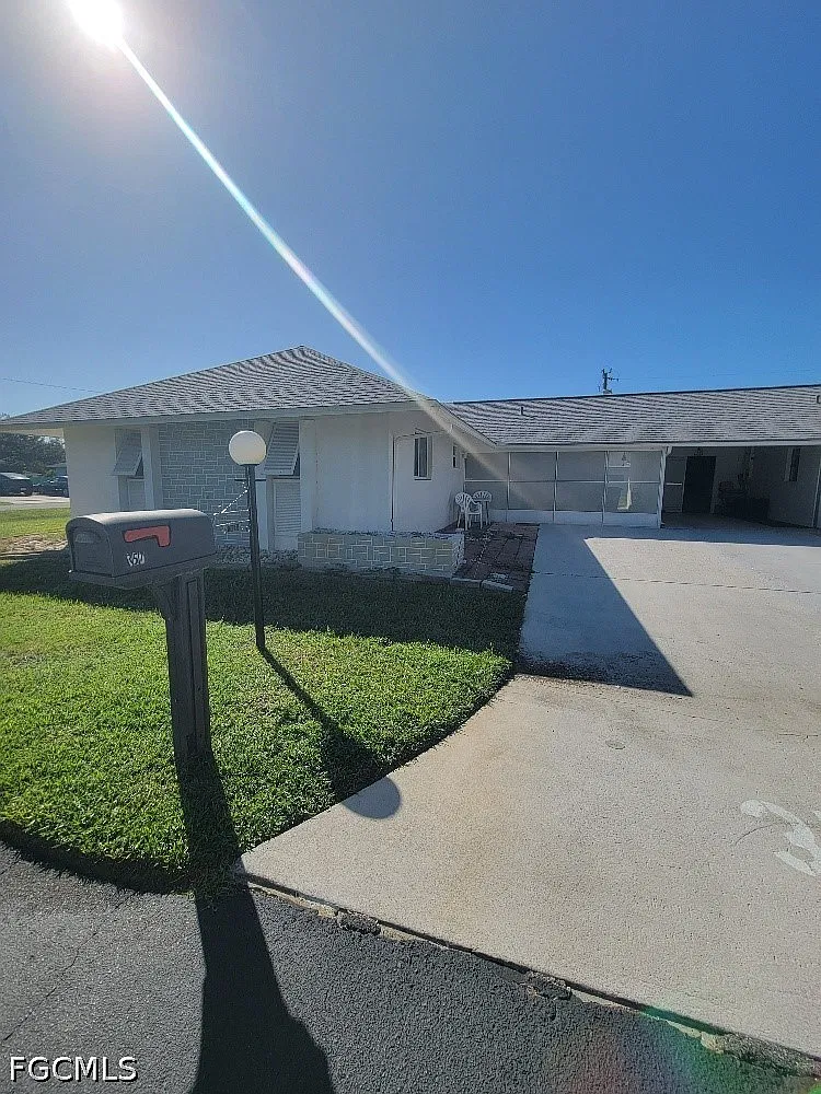 2 bed, 2.0 bath, 1345 sqft, $1,400 — Photo 2