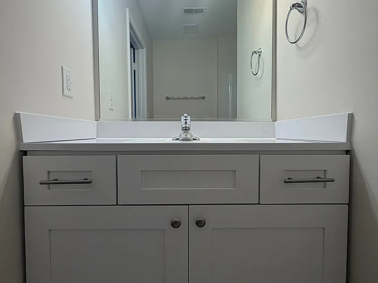 705 Lakecrest Ave — Photo 37