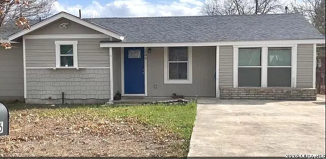 106 Kipling Ave