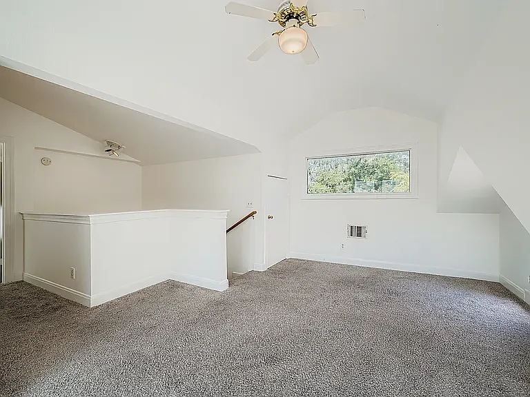 710 Pressler St — Photo 24
