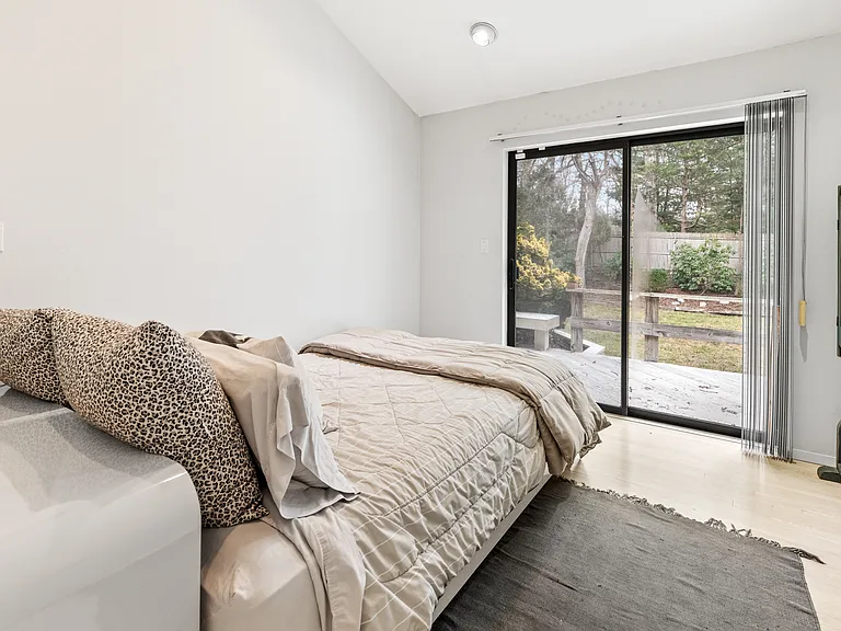 82 Wooleys Dr — Photo 12